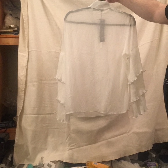 (XXL) Celia collection blouse sheet long sleeve tie neck ruffled sleeves - Picture 9 of 10